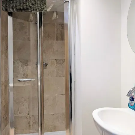 Holiday home Montrose House York