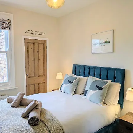 Holiday home Montrose House York