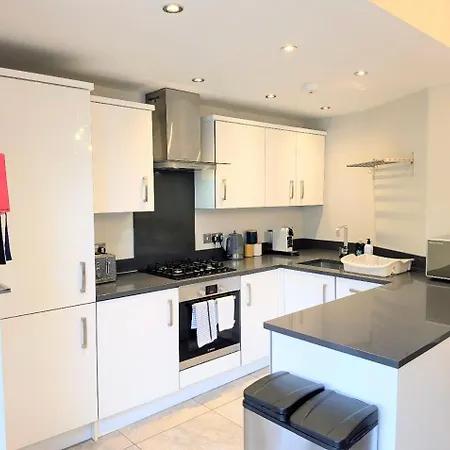 Holiday home Montrose House *