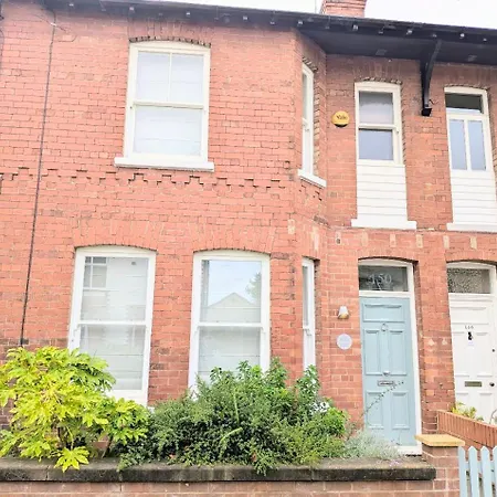 Montrose House בית נופש