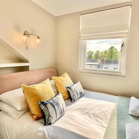 بيت للعطل Montrose House *