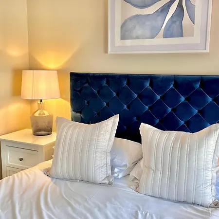 بيت للعطل Montrose House *