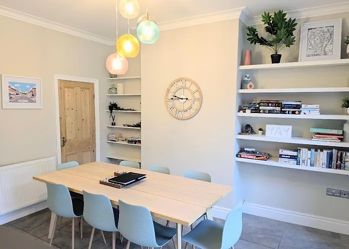 Сasa de vacaciones Montrose House *