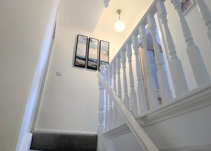 Montrose House Сasa de vacaciones *