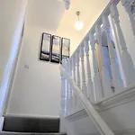 Montrose House Vakantiehuis *