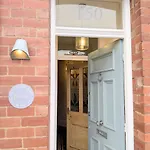Montrose House *