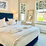 Vakantiehuis Montrose House *